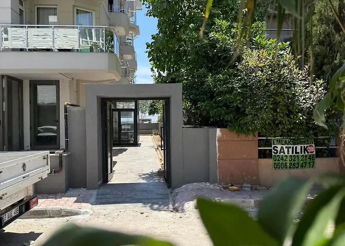 Seaview 2br 2ba In Lara Cliffs *