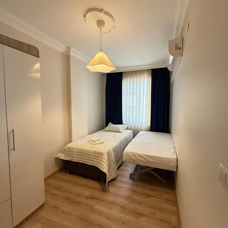 Seaview 2br 2ba In Lara Cliffs Daire Antalya