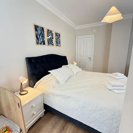 Seaview 2br 2ba In Lara Cliffs