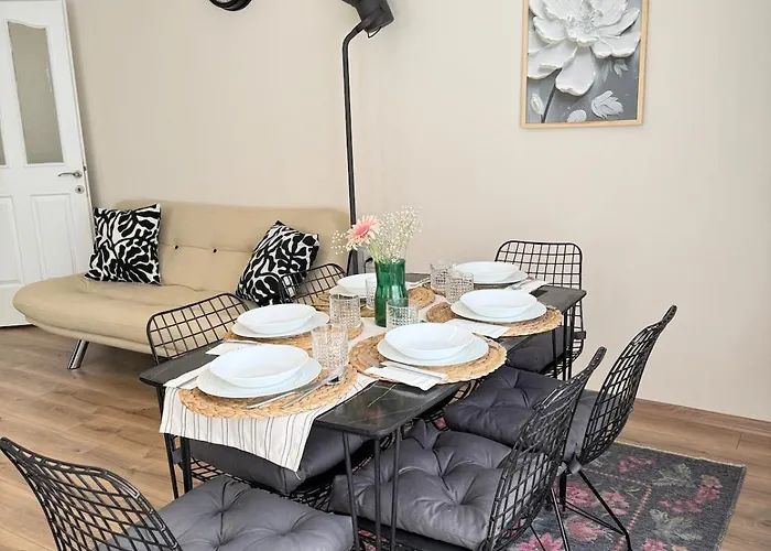 شقة Seaview 2br 2ba In Lara Cliffs