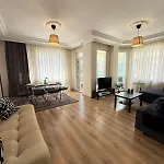 Seaview 2br 2ba In Lara Cliffs Appartement Antalya