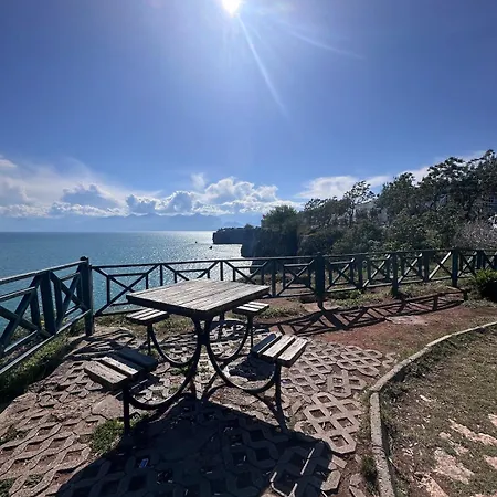 Seaview 2br 2ba In Lara Cliffs *