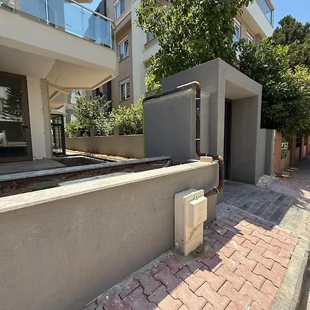 Seaview 2br 2ba In Lara Cliffs Lägenhet Antalya