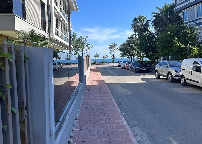 Seaview 2br 2ba In Lara Cliffs